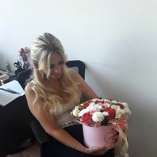 Дарите женщинам цветы!